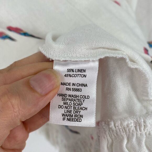 C&C California Cream Boxy Ruffled Linen Blend Parakeet Print Blouse size L - Picture 3 of 4